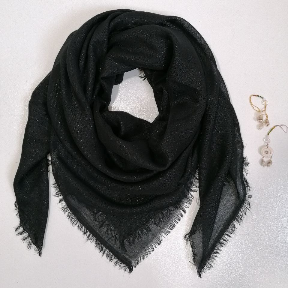 روسری نخی تمام لمه مشکی