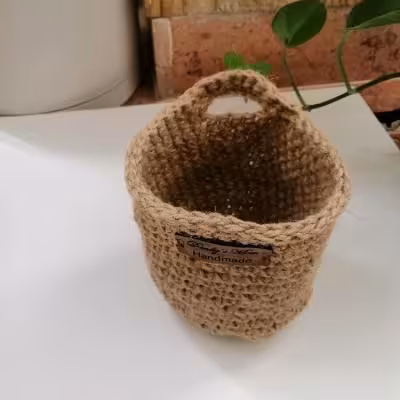 آویز کنفی دستبافت ساده و مینیمال