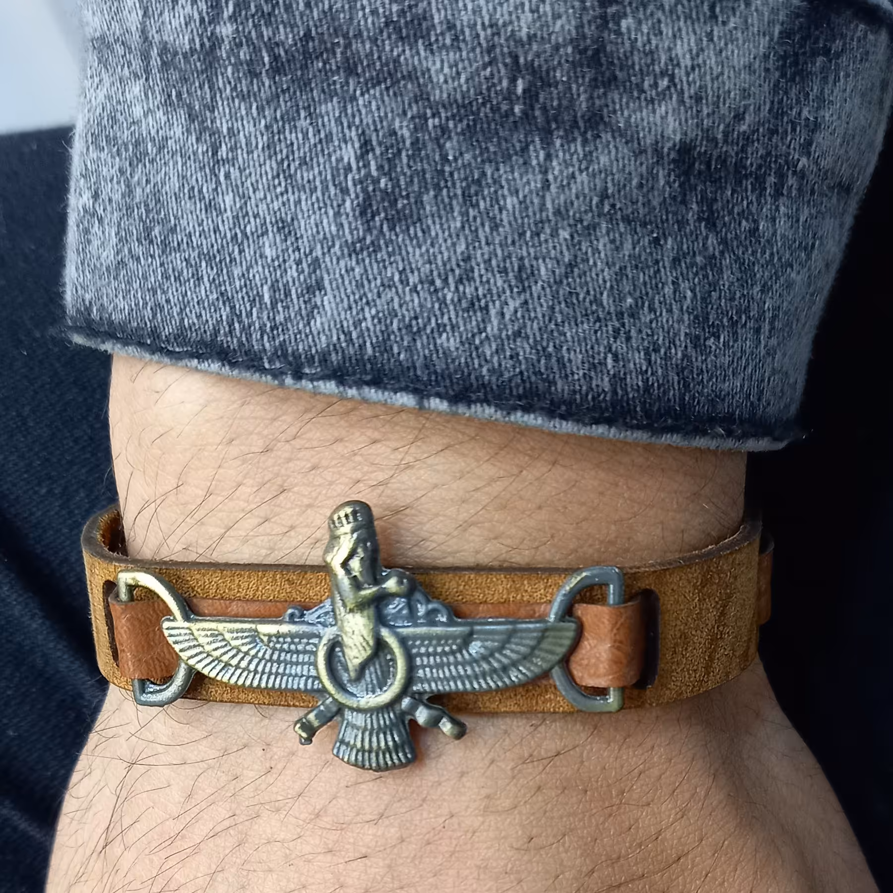 دستبندچرم فروهر