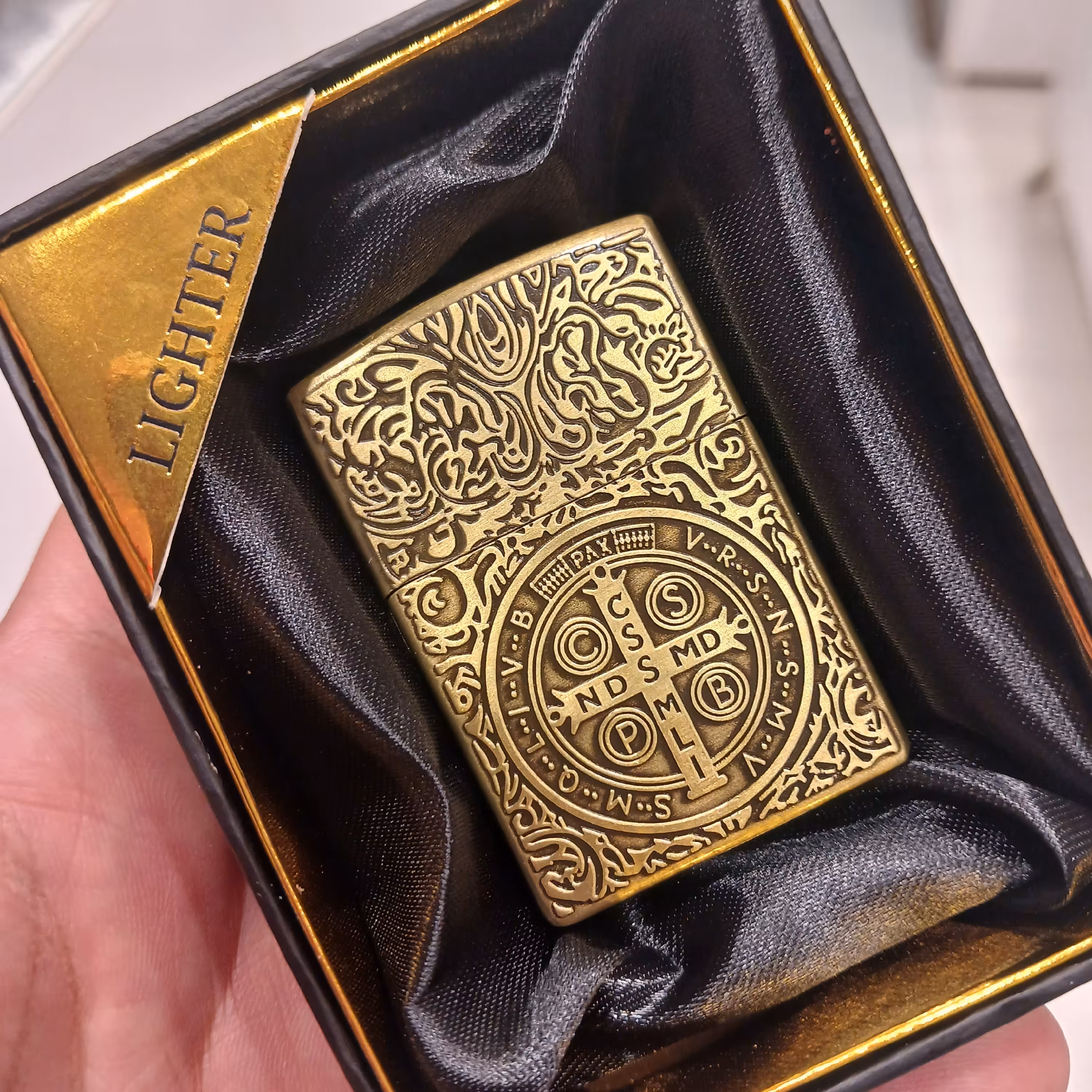 فندک مردانه طرح کنستانتین (بدون جعبه)