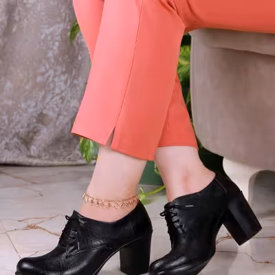 نیم بوت پاشنه دار