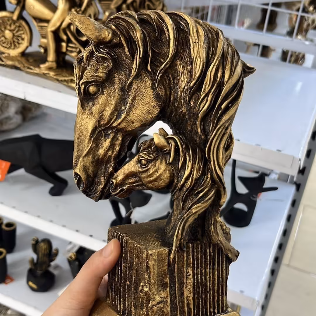 مجسمه پلی استری کله اسب سایز بزرگ رنگ طلایی