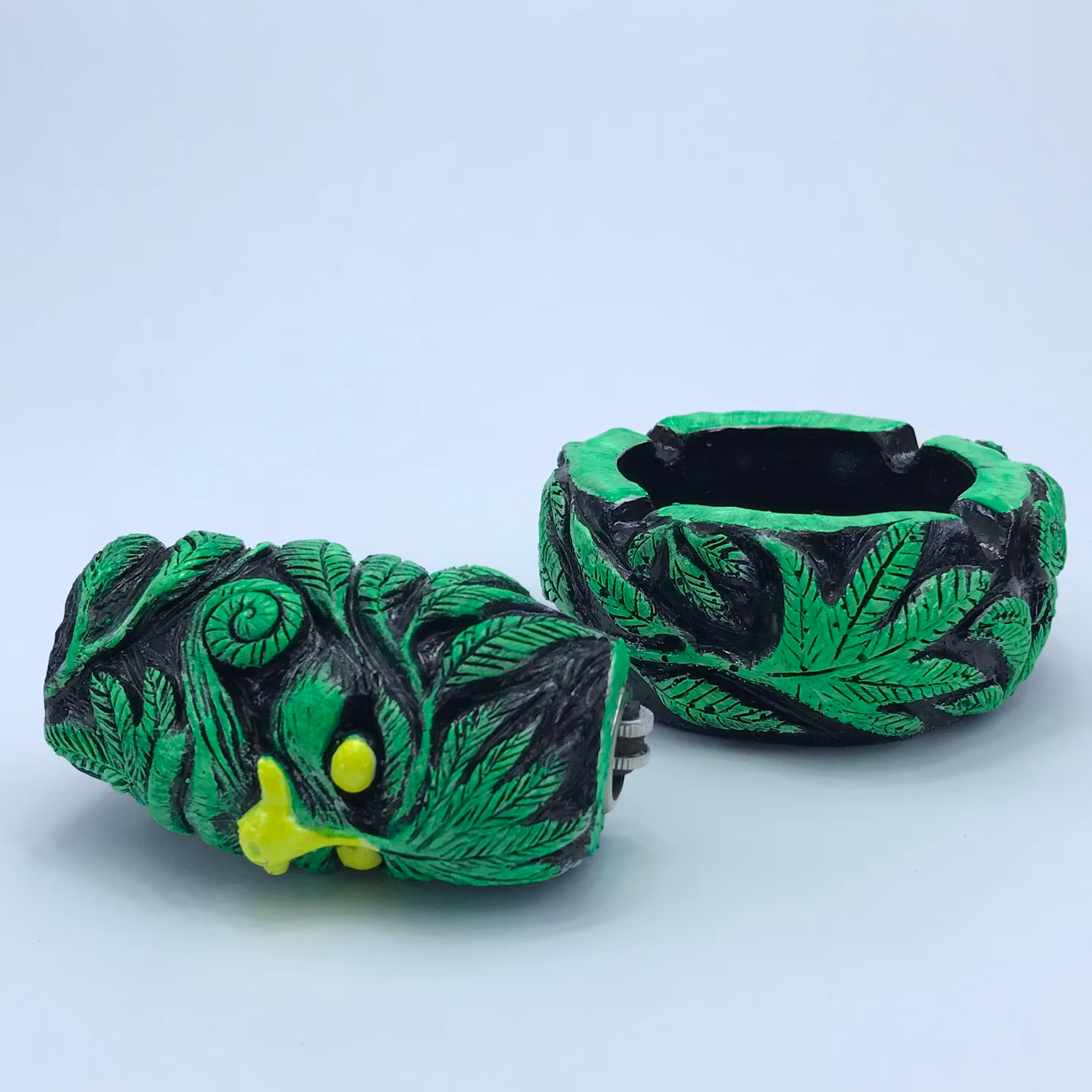 ست زیرسیگاری و فندک مدل(گرین من)