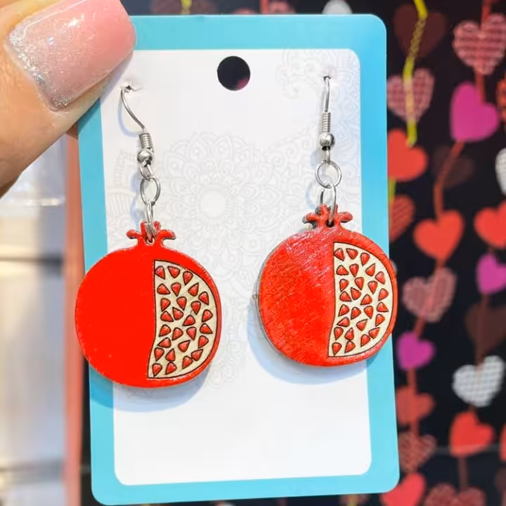 سه مدل گوشواره یلدایی طرح انار و هندونه