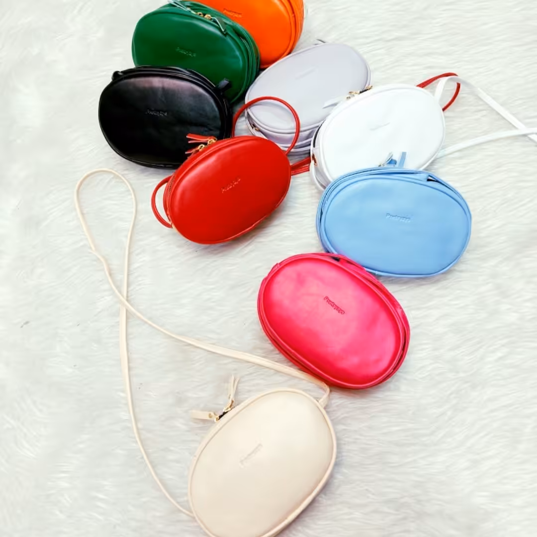 کیف پاسپورتی ساده و شیک