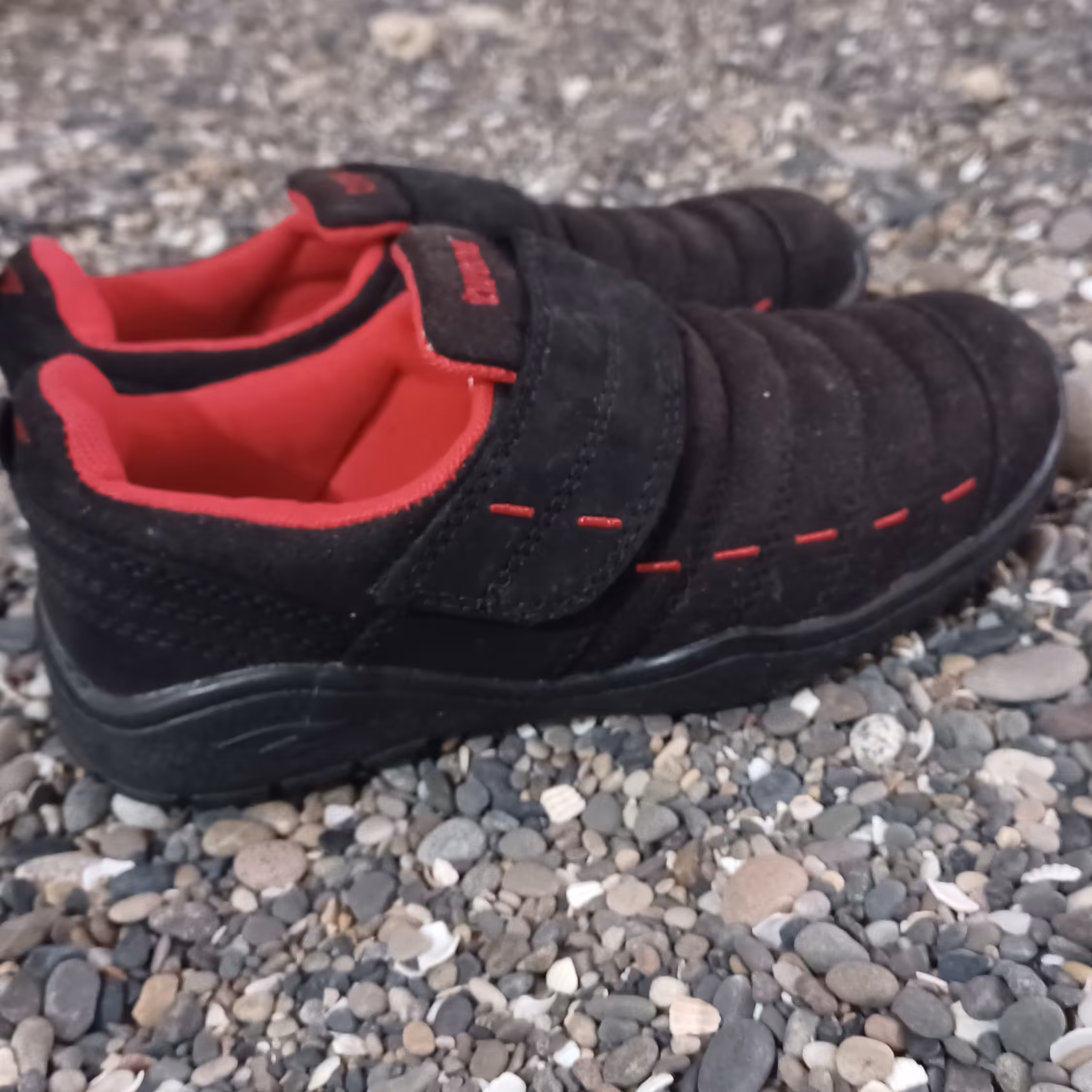 کفش اسپرت پسرانه طرح کالج خارجی نرم وسبک