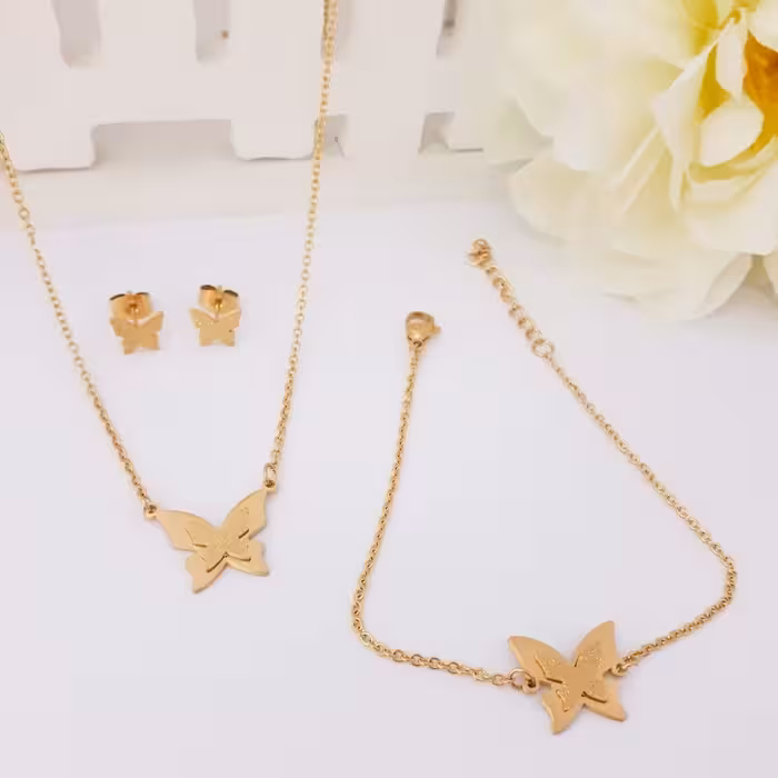 سرویس طرح طلا.کد5513. آبکاری طلا. رنگ ثابت. ضدحساسیت 