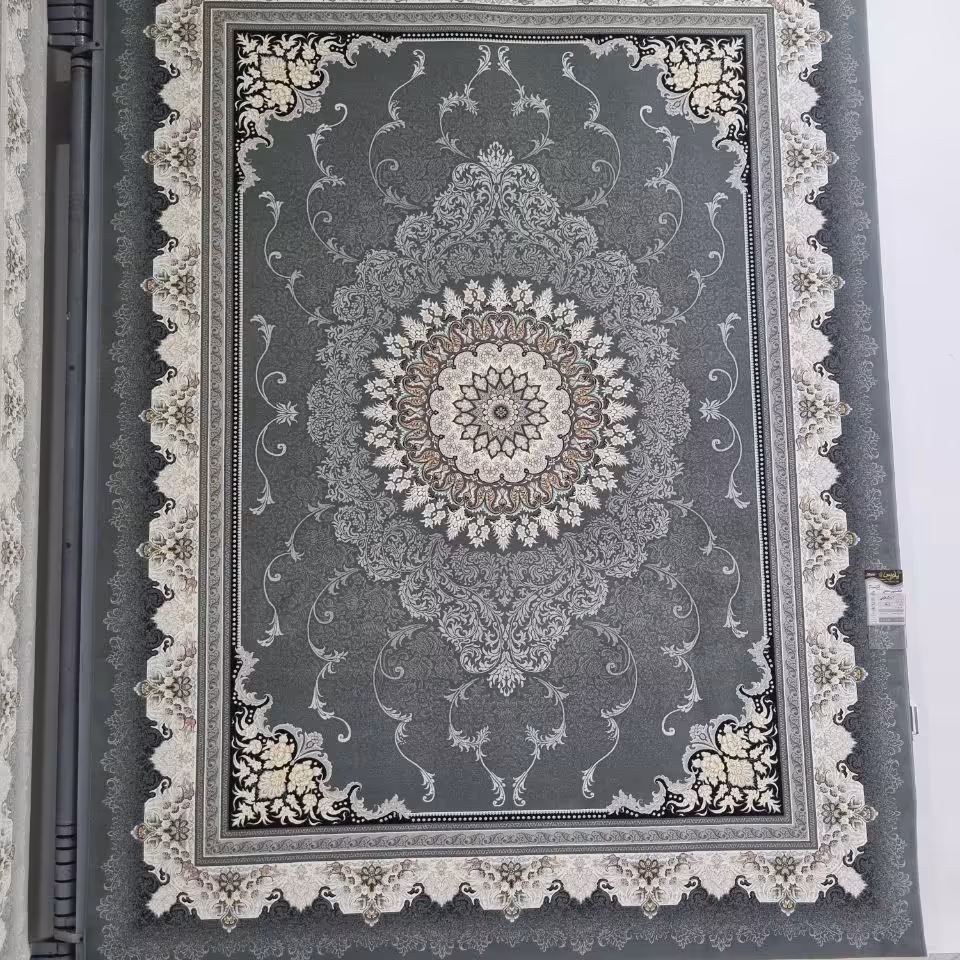 فرش پاتریس 700شانه تراکم 2550 طرح آرامش طوسی 6 متری