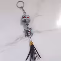 آویز ودسته کلیداسکلت مناسب دسته کلید وآویز جلو ایند خودرو