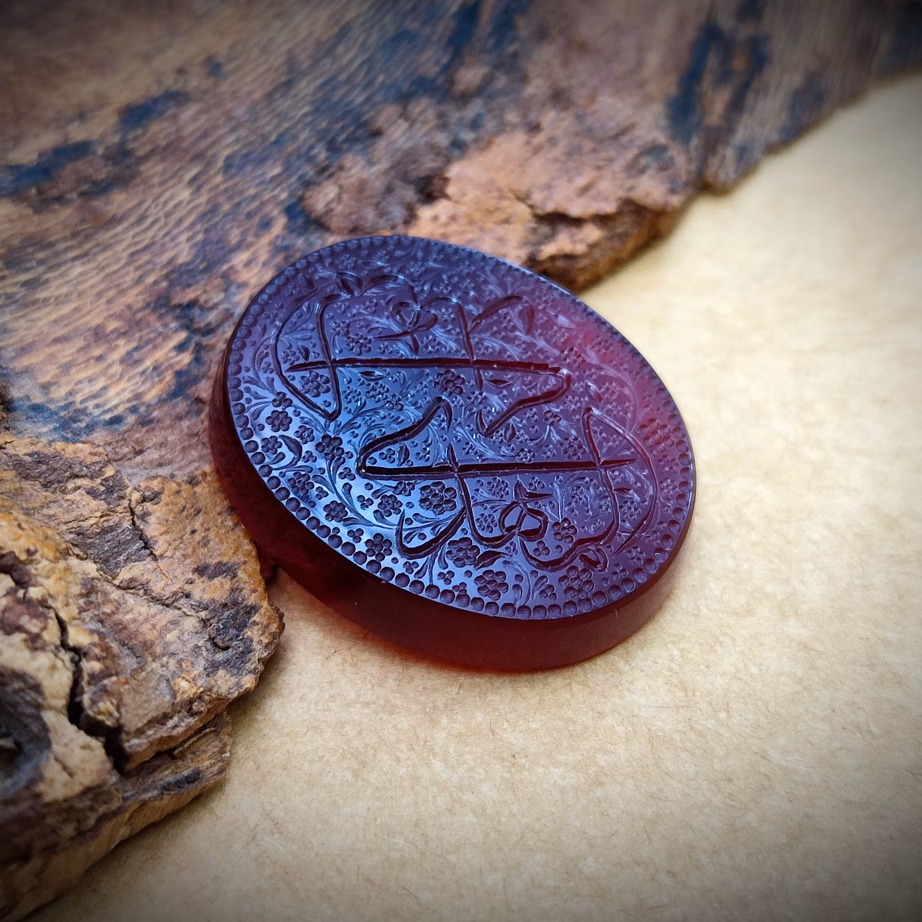 نگین عقیق یمن اصیل و طبیعی حکاکی ذکر المهدی