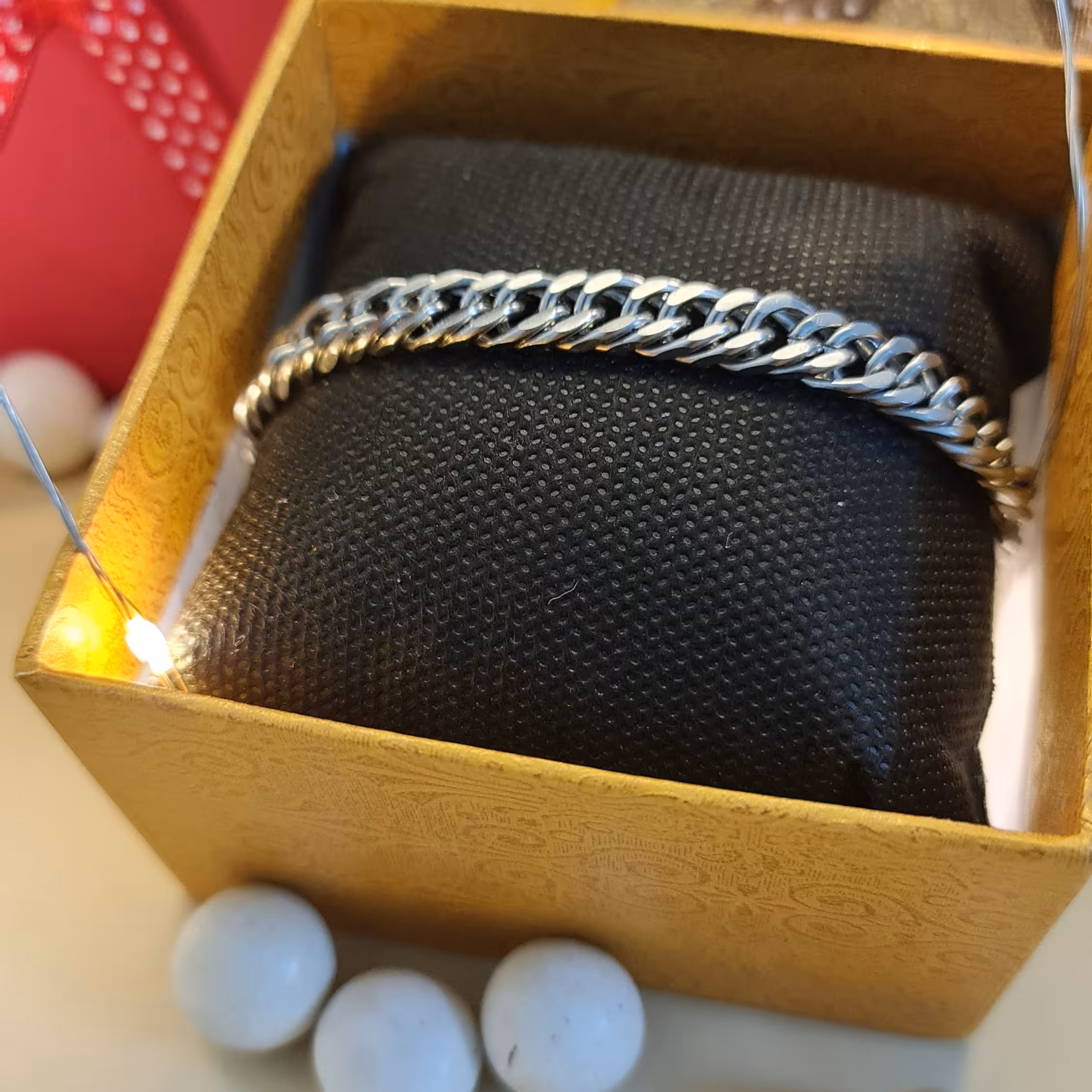 دستبند کارتیر دوبل استیل رنگ ثابت به همراه باکس هدیه