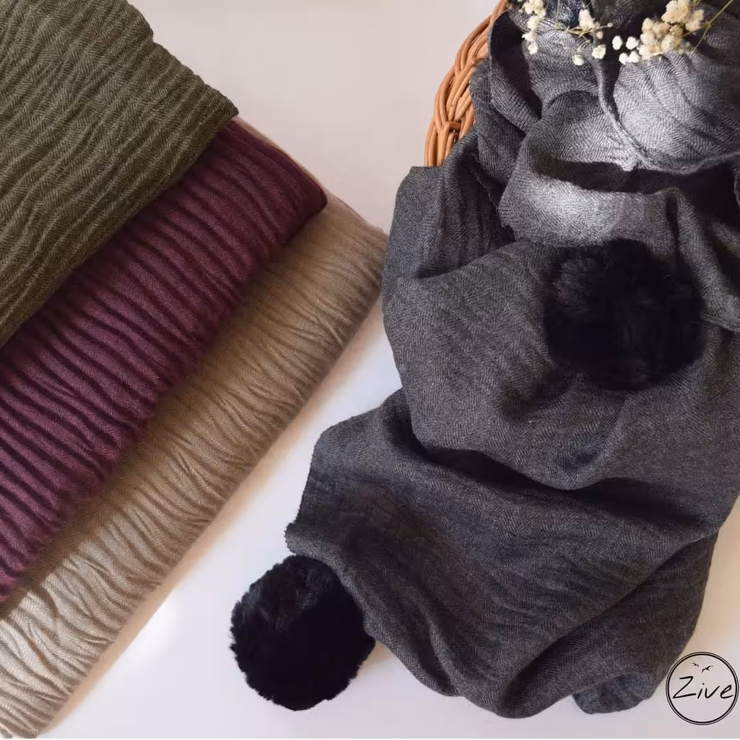 شال پلیسه منگوله دار (رنگبندی دارد)