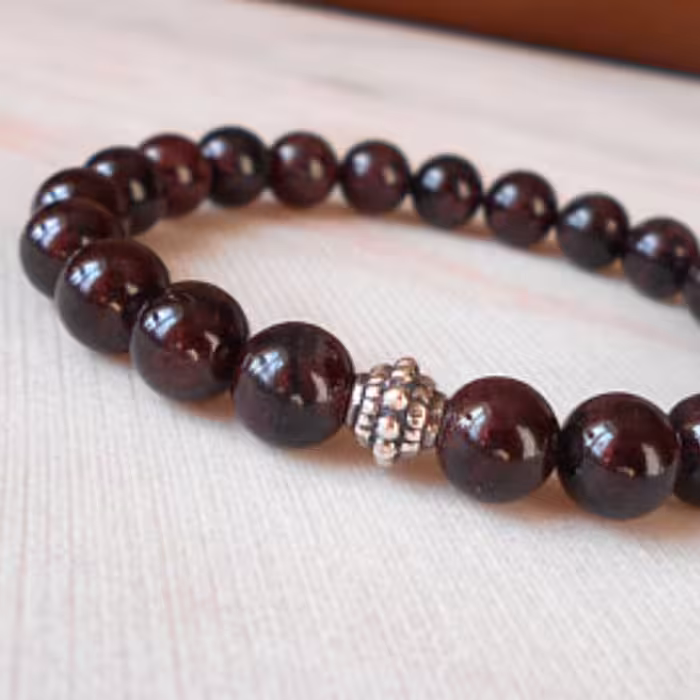 دستبند گارنت کد AD085