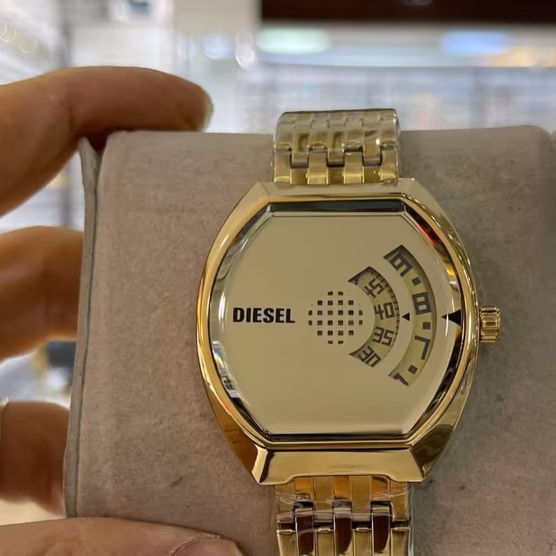 ساعت طرح دیزل کنتور ی