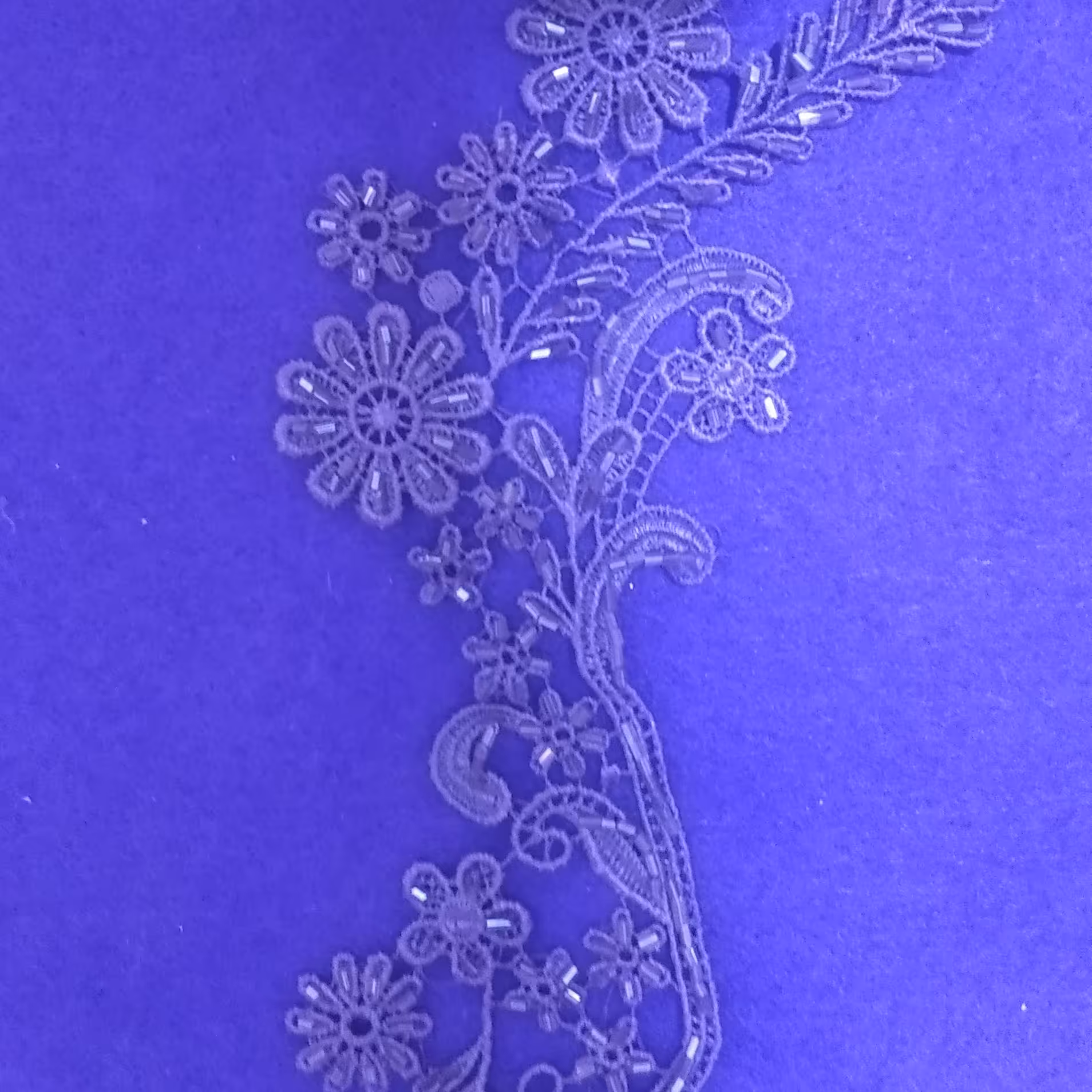 اپلیکه بنفش ملیله دوزی شده 1 عدد