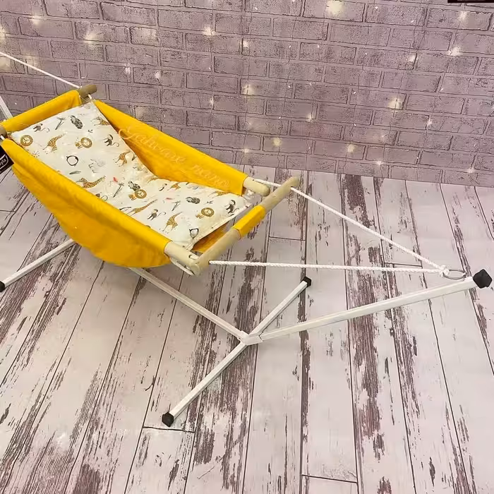 گهواره ننو نوزاد