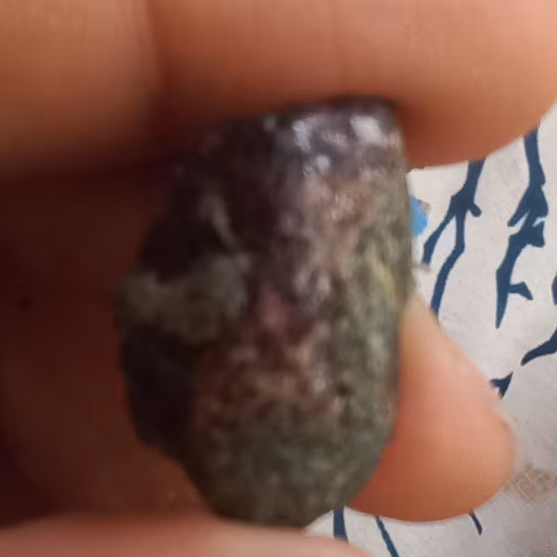 گارنت قرمز دو تکه (نصف شده)