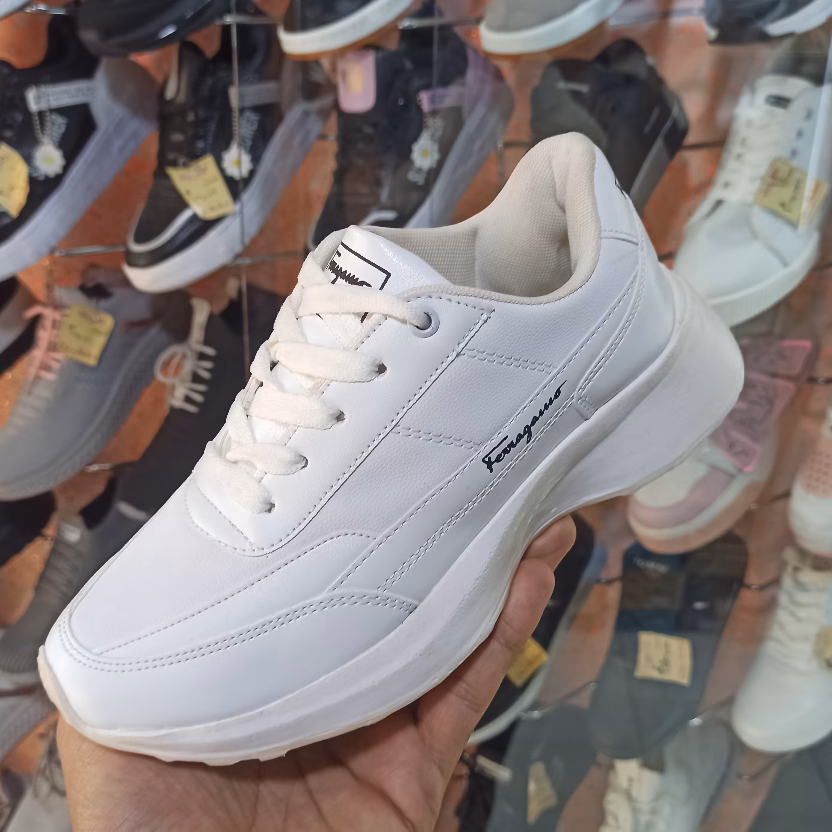 کفش اسپرت سفید لژدار طبی سایز 37تا 40