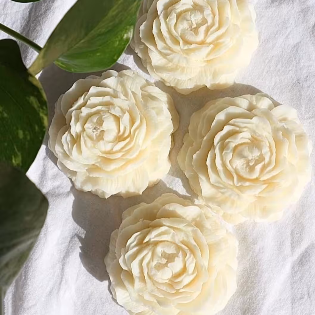 شمع ، گل آلاله 