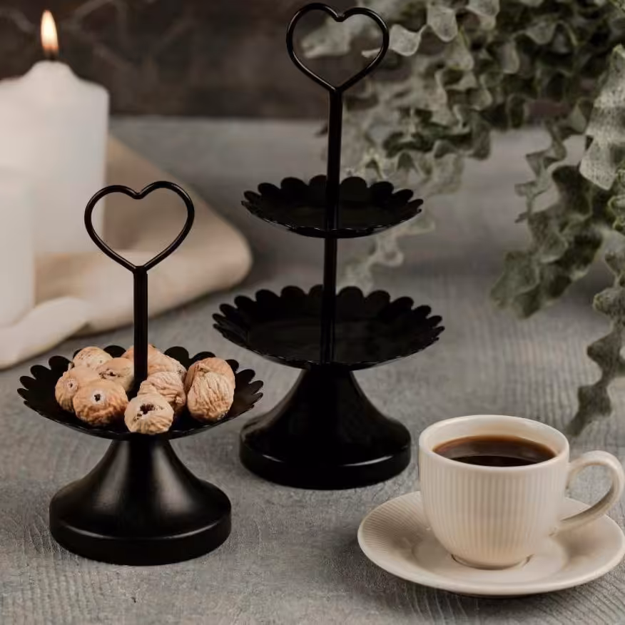 خرما خوری دو طبقه