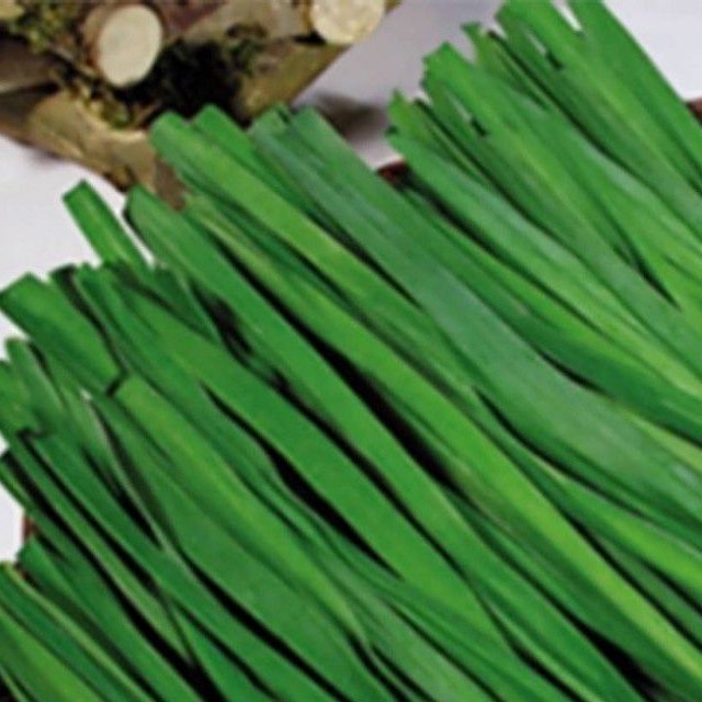 سبزی تره تازه خرد شده خانگی
