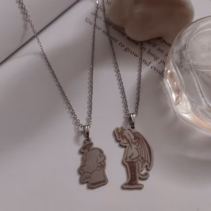 گردنبند ست فرشته و شیطان رنگ ثابت استیل