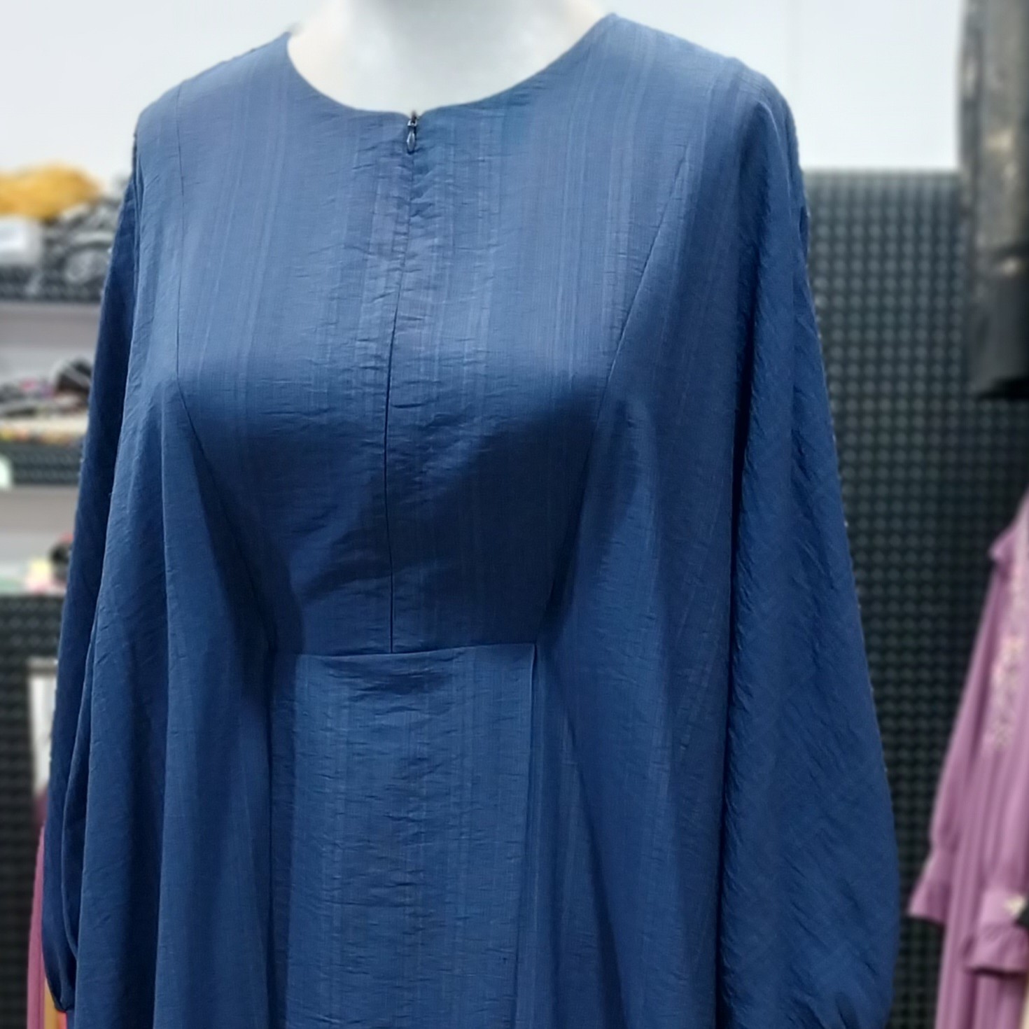 عبای اقتصادی محیا. جنس بابوس خنک و سبک . قیمت 650 تومن
