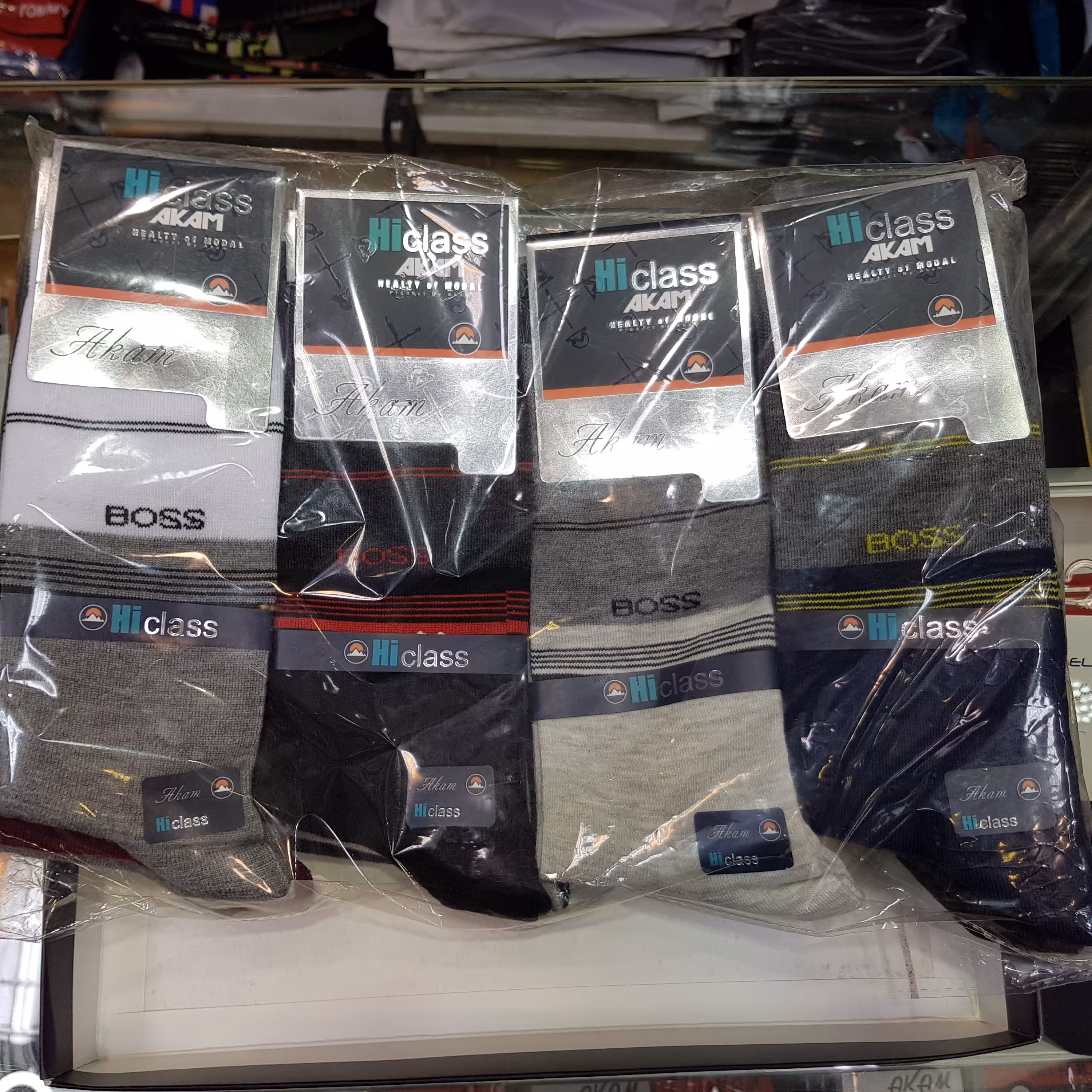 بسته 12 عددی جوراب طرح دار نانو Hi class