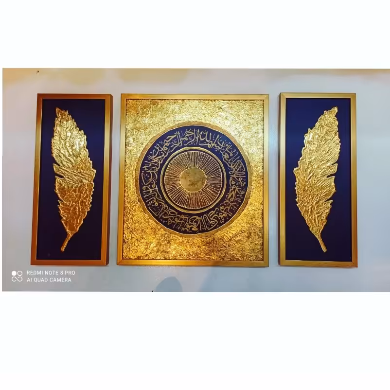 تابلو دکوراتیو؛کد7؛سه تیکه ؛برجسته کارشده باورق طلا وورق نقره؛نقاشی شده روی زمینه چاپی