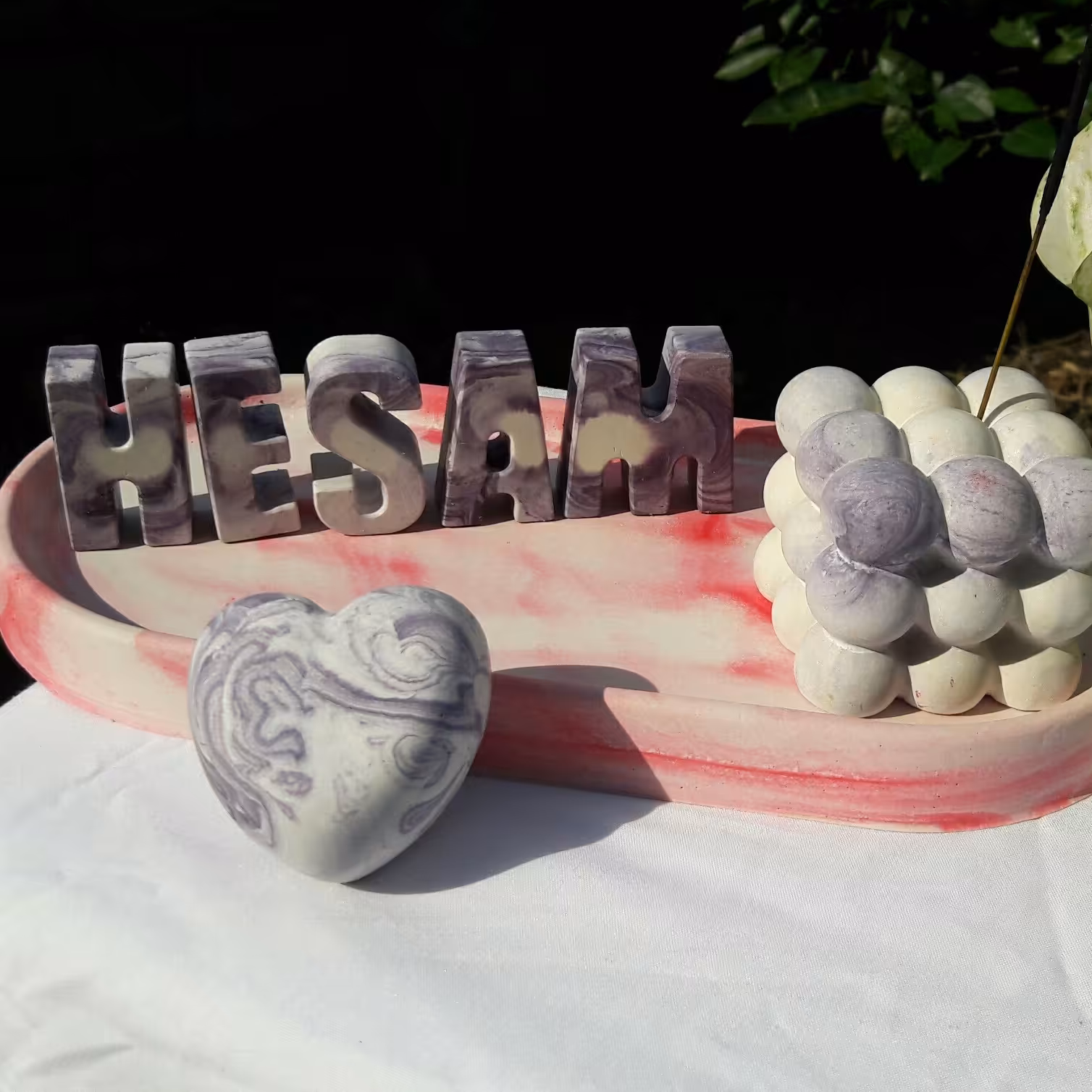 ست کامل سینی به همراه حروف و یک عدد قلب و یک عدد جای عود 