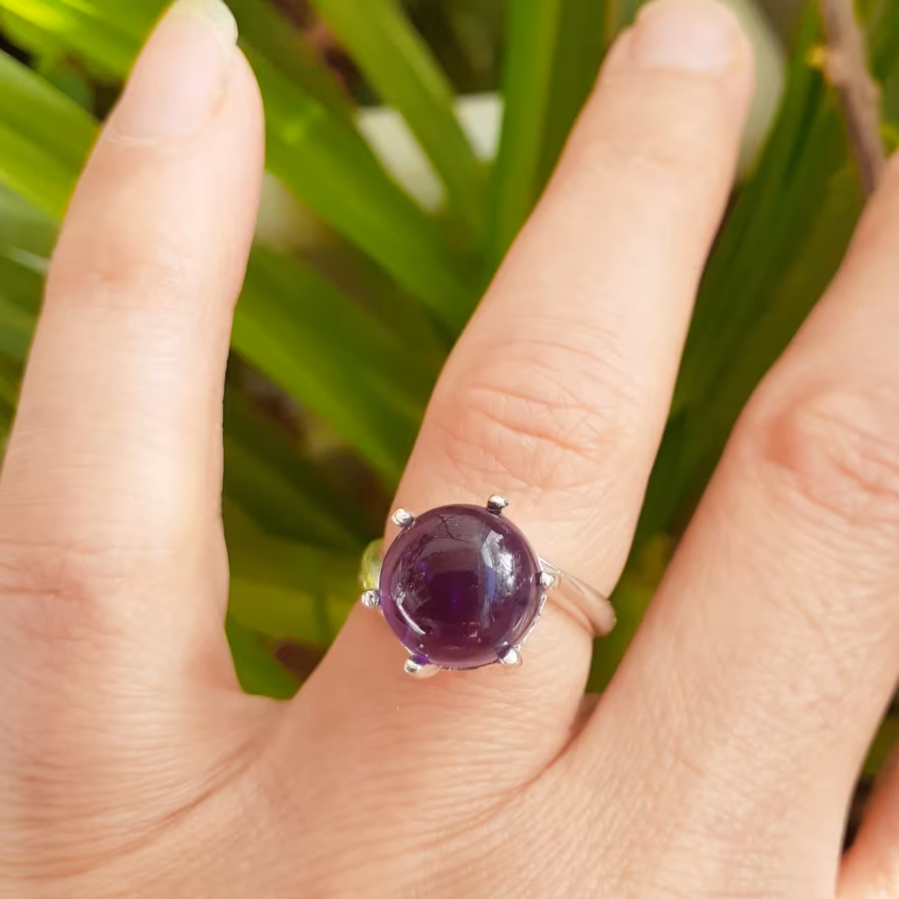 انگشتر زنانه نقره 925  نگین معدنی و طبیعی آمتیسیت   