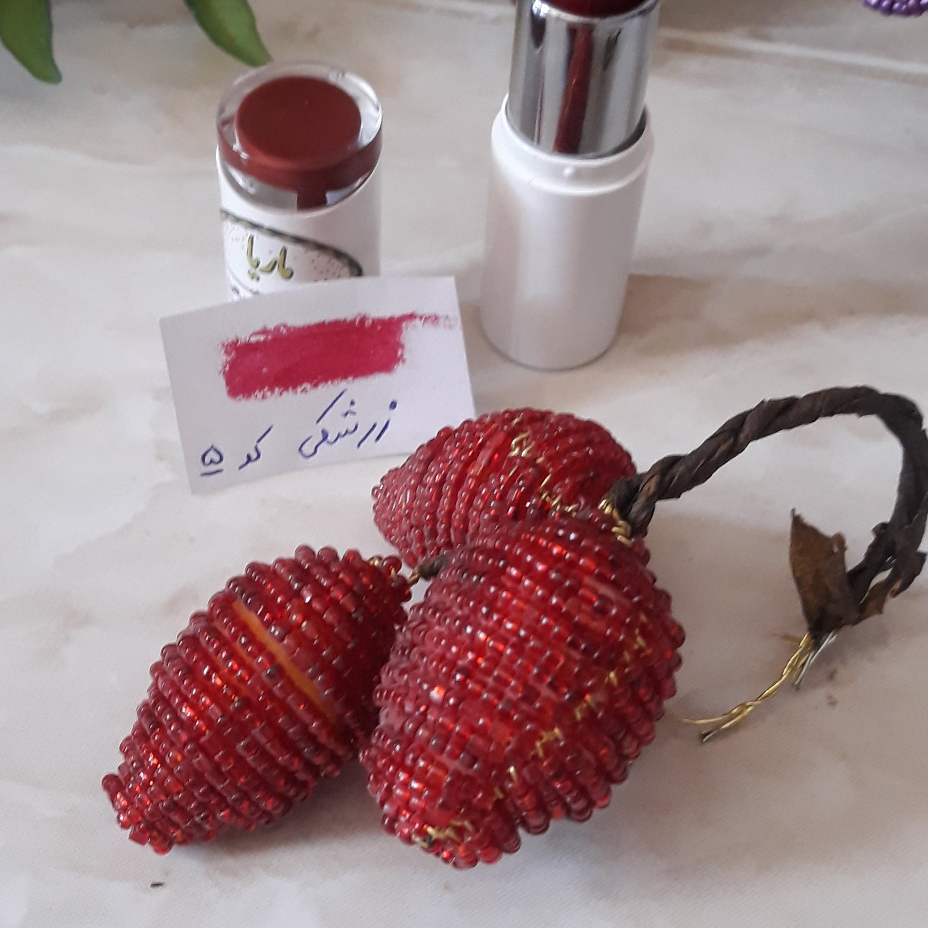 رژ لب رولی طبیعی (کد 5 = زرشکی)
