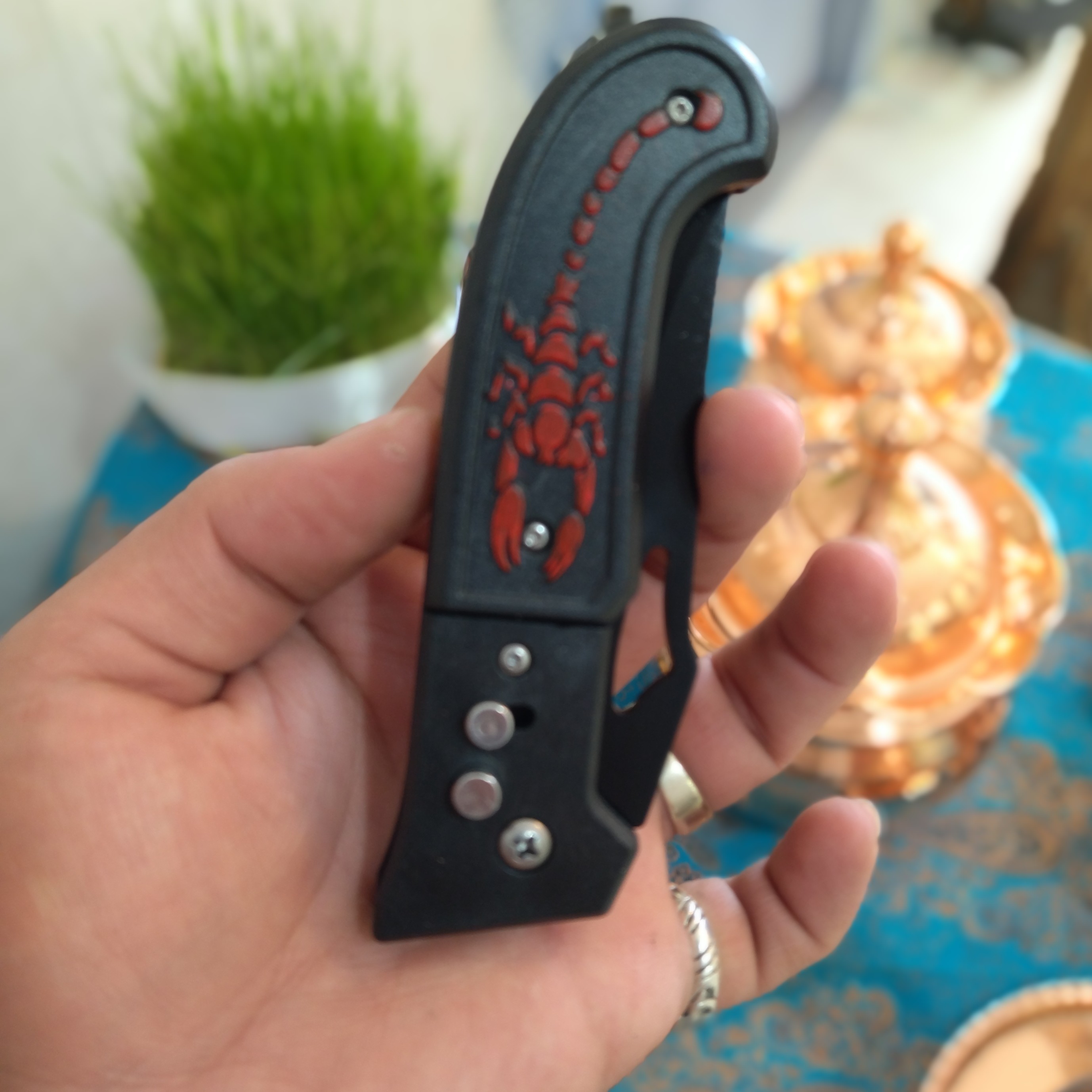 چاقو فشاری عقرب سایز بزرگ