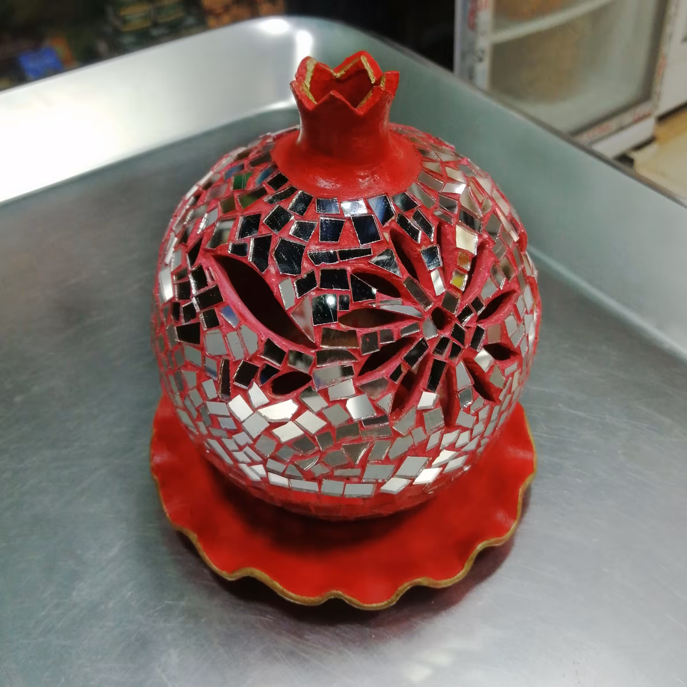 شمعدان انار، جاشمعی، آینه کاری جاشمعی انار. چراغ خواب وارمری