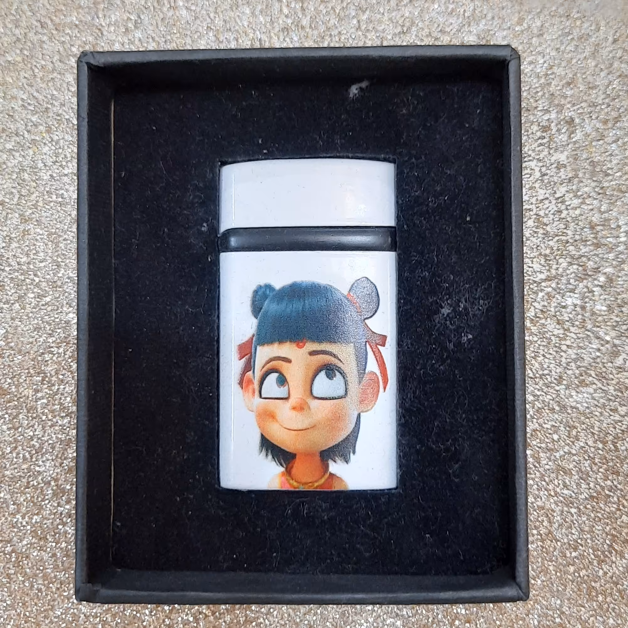 فندک اتمی طرح دختر به همراه جعبه هدیه