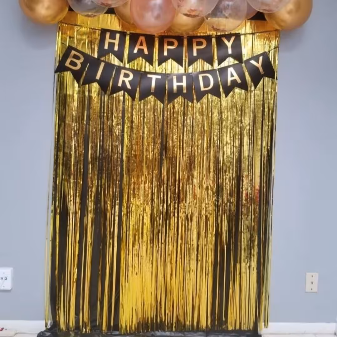 پرده متالایز تزئینی تولد