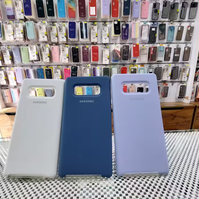 گارد سیلیکونی اورجینال   برای مدل Note8 سامسونگ  داخل مخملی قابل شستشو 