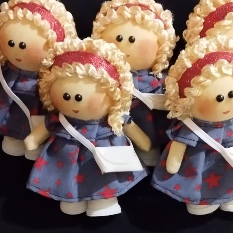 عروسک بیست سانتی کیف دار. بسیار با کیفیت با جنس عالی از هر کدام پنج رنگ