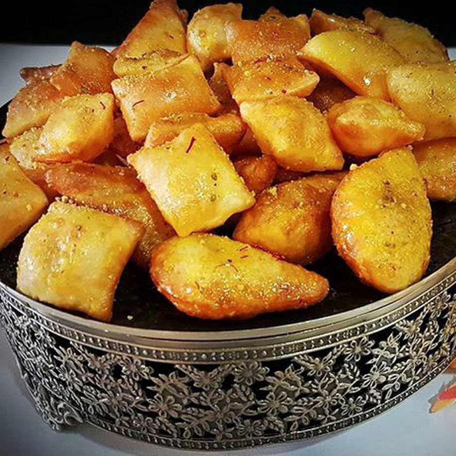 شیرینی خونگی گوش فیل خوشمزه و تازه(هزینه ی ارسال پس کرایه)