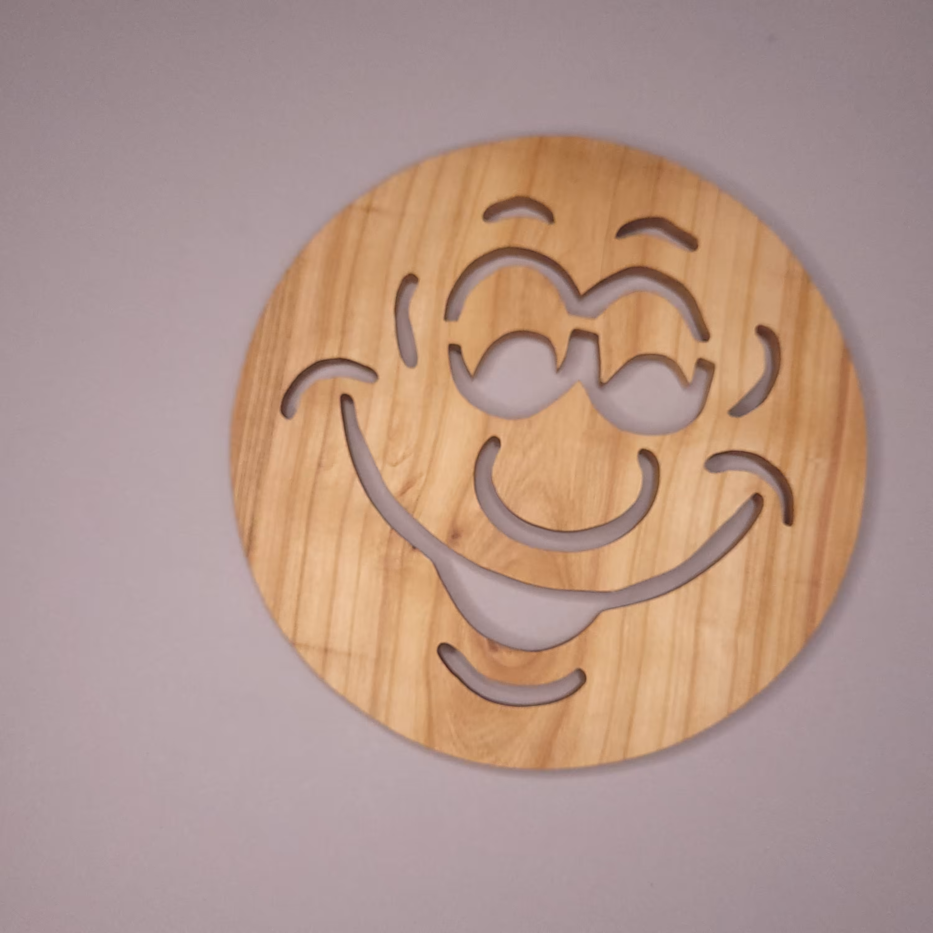 زیر قابلمه طرح صورتک چوبی دستساز چوبی گالری  