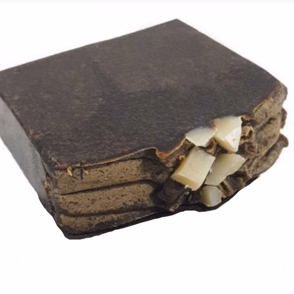 صابون دست ساز و طبیعی قهوه ، حاوی گلیسیرین، کره کاکائو، روغن نارگیل، روغن زیتون، روغن بادام شیرین و ... 