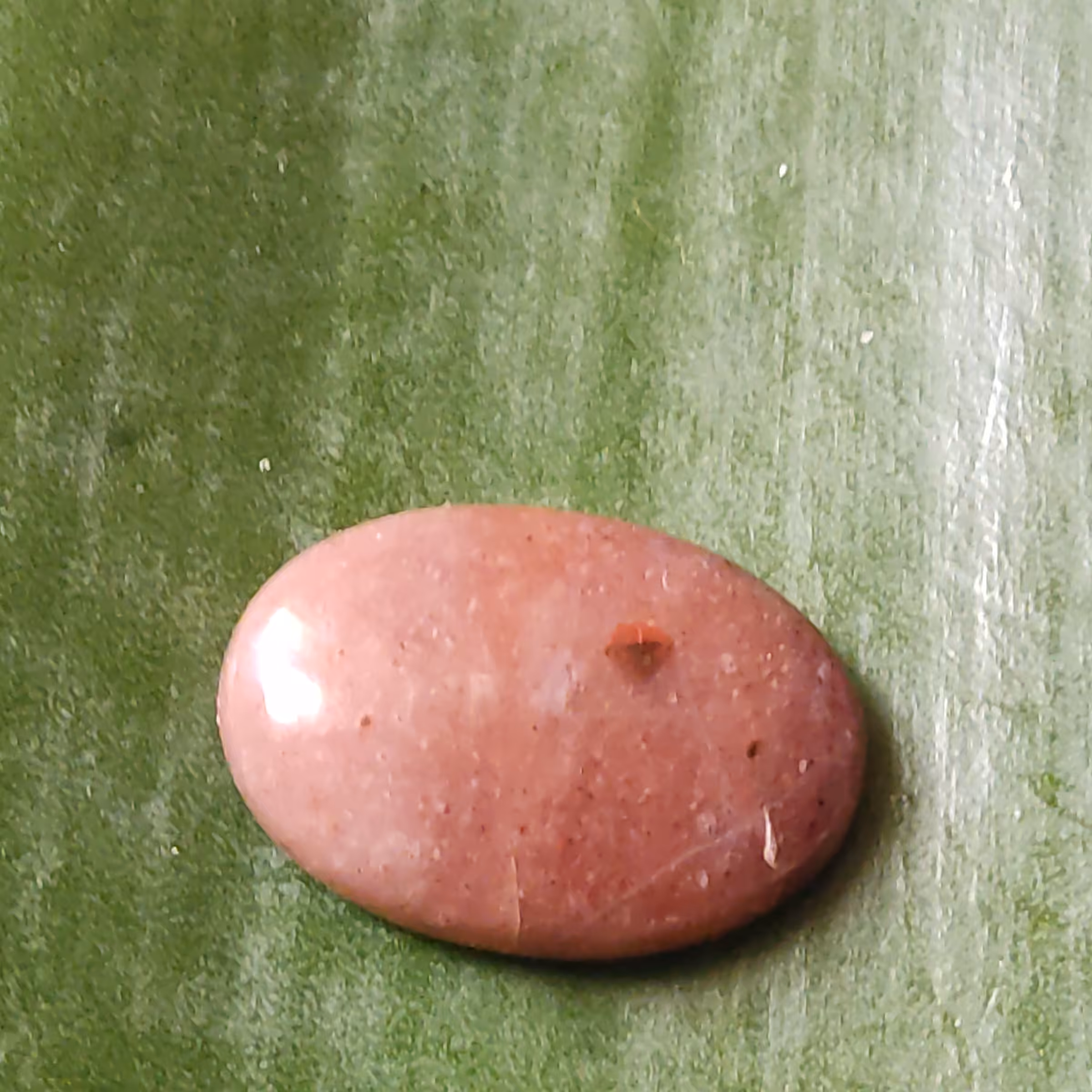 عقیقی عسلی بسیار زیبا وشفاف  معروف به سنگ محافظ کاملا پاک