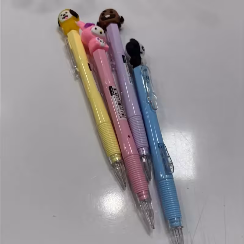 اتود کرومی و دوستاش