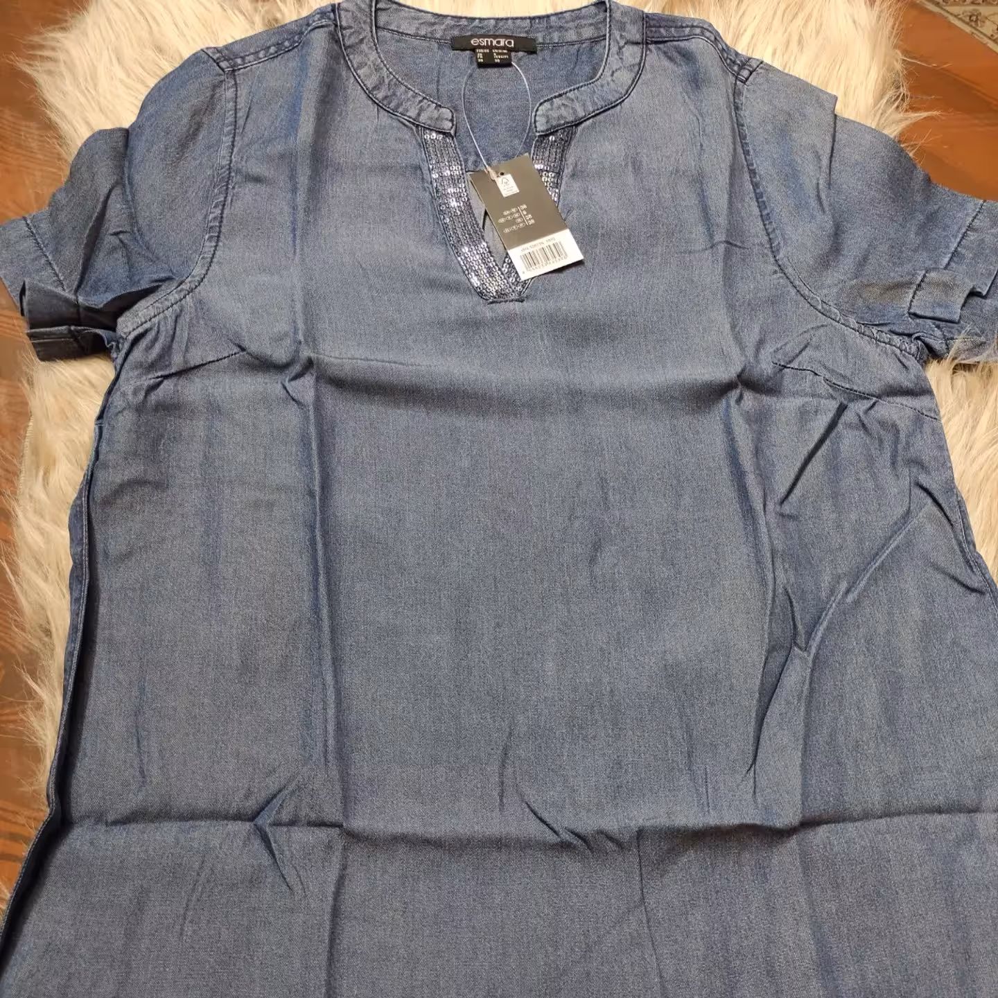 شومیز جین کاغذی.آستین کوتاه.یقه پولک دوزی