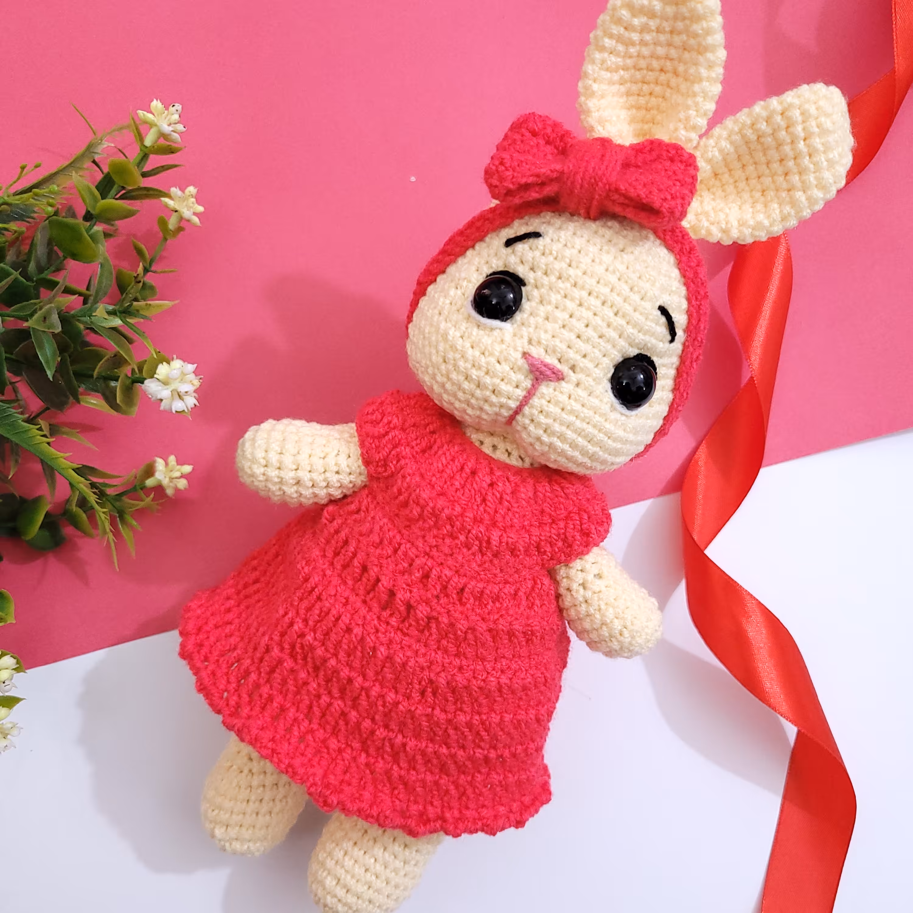 عروسک بافتنی خرگوش دختر 