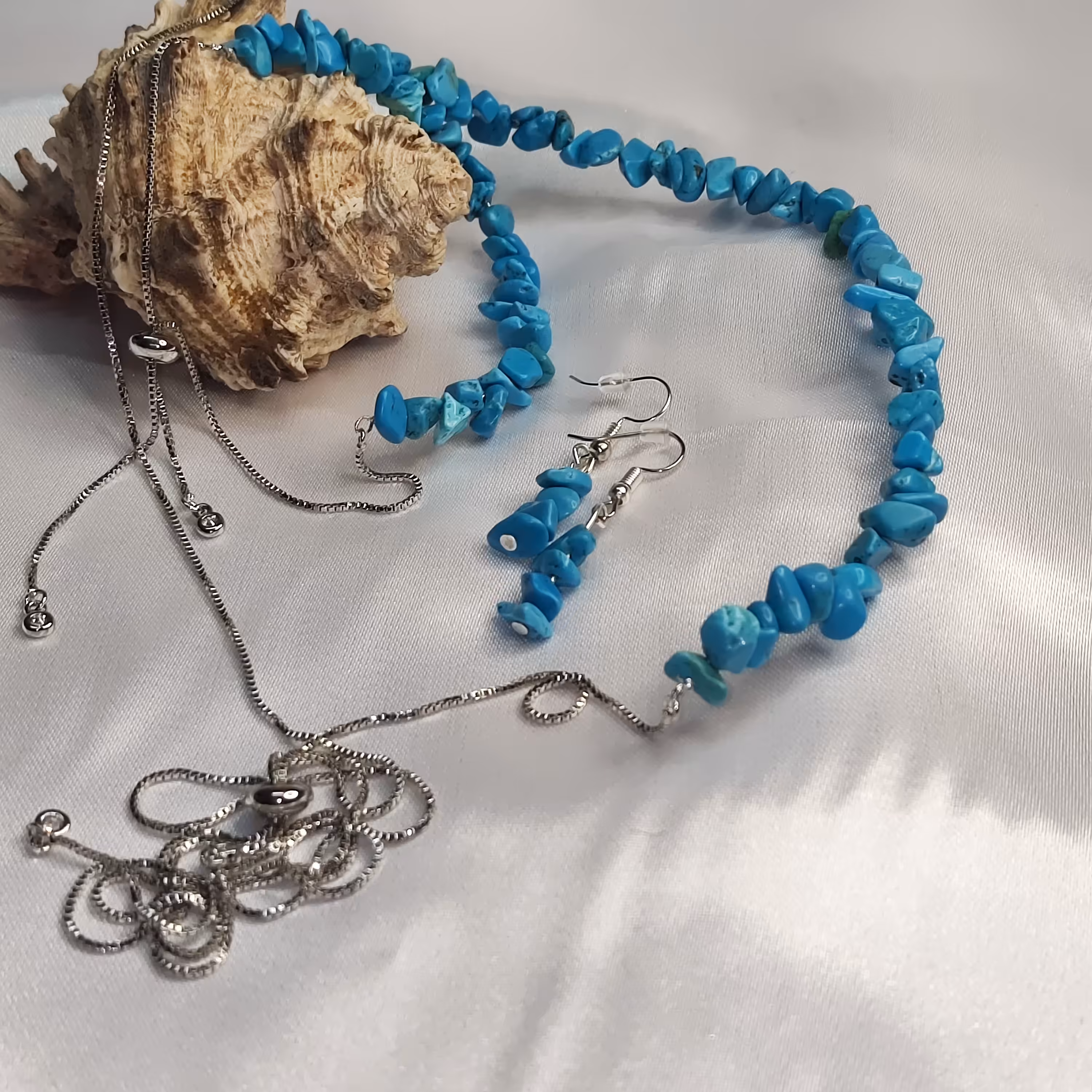 فیروزه نامنظم 