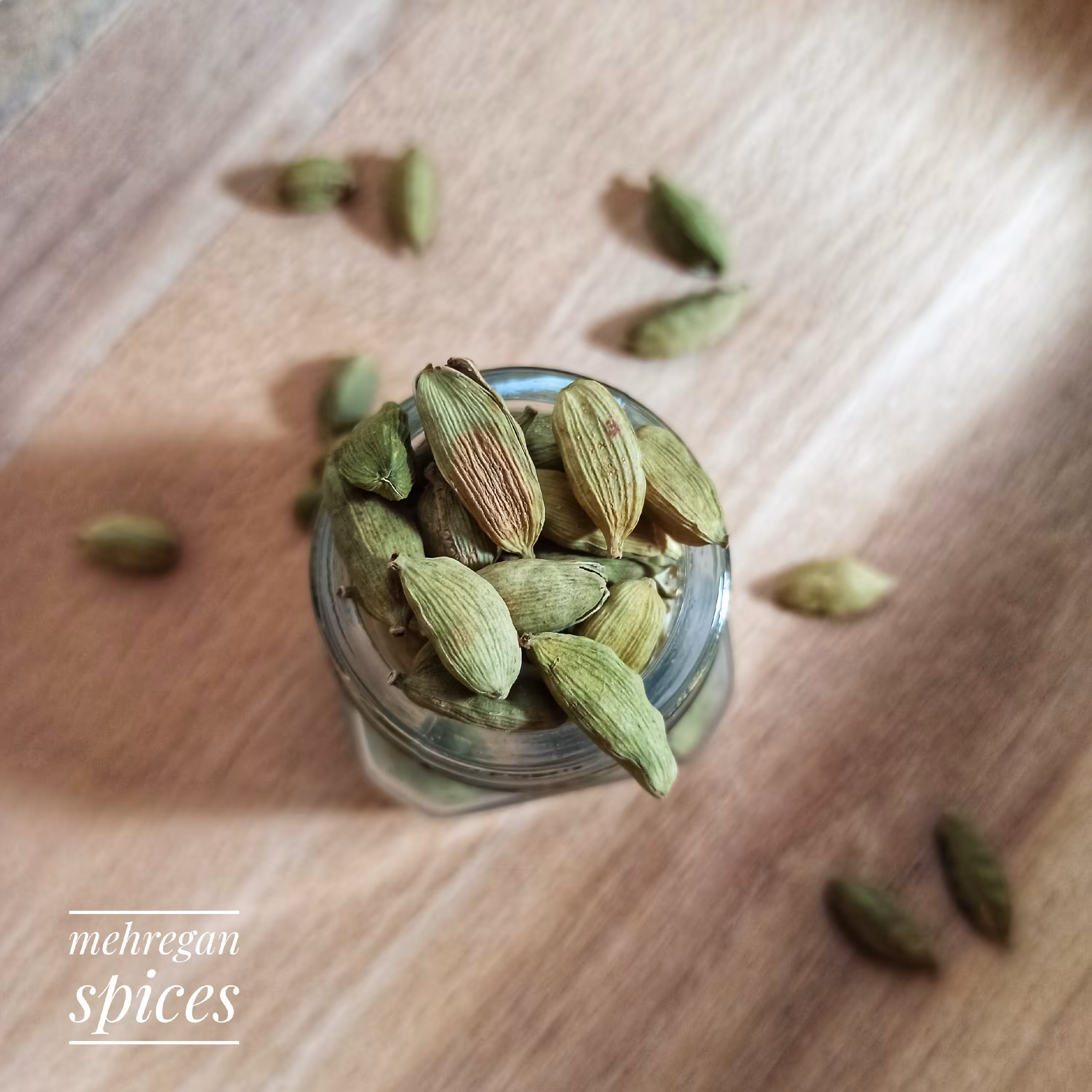 هل سبز اعلا  بدون اسانس ( 100گرم ) 