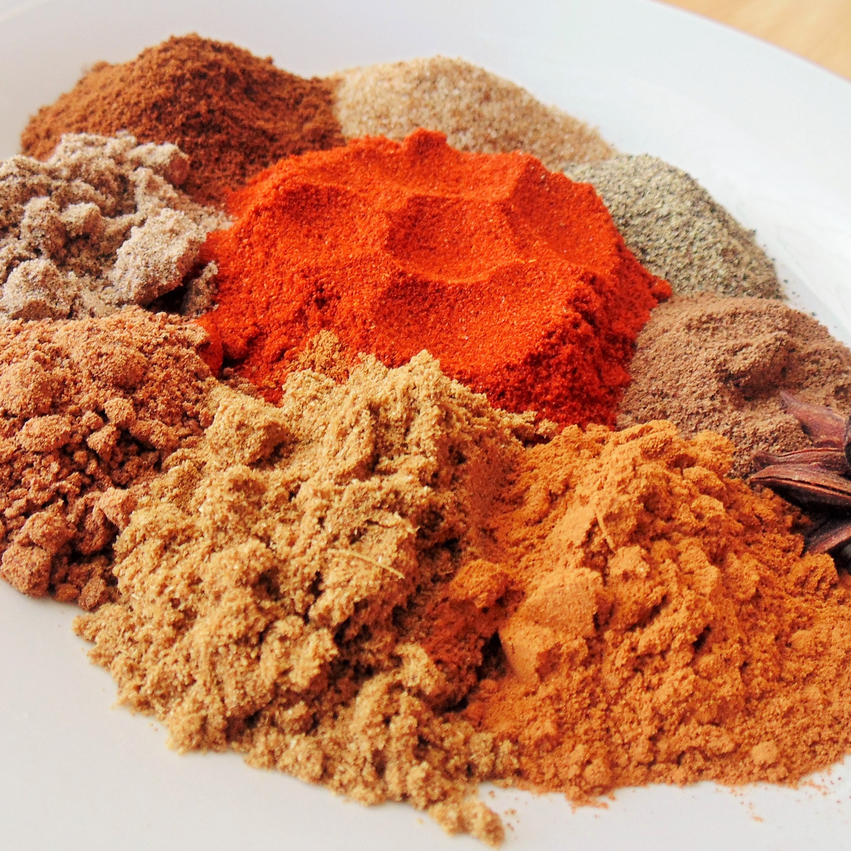 ادویه کتلت و کوکو(200گرم)