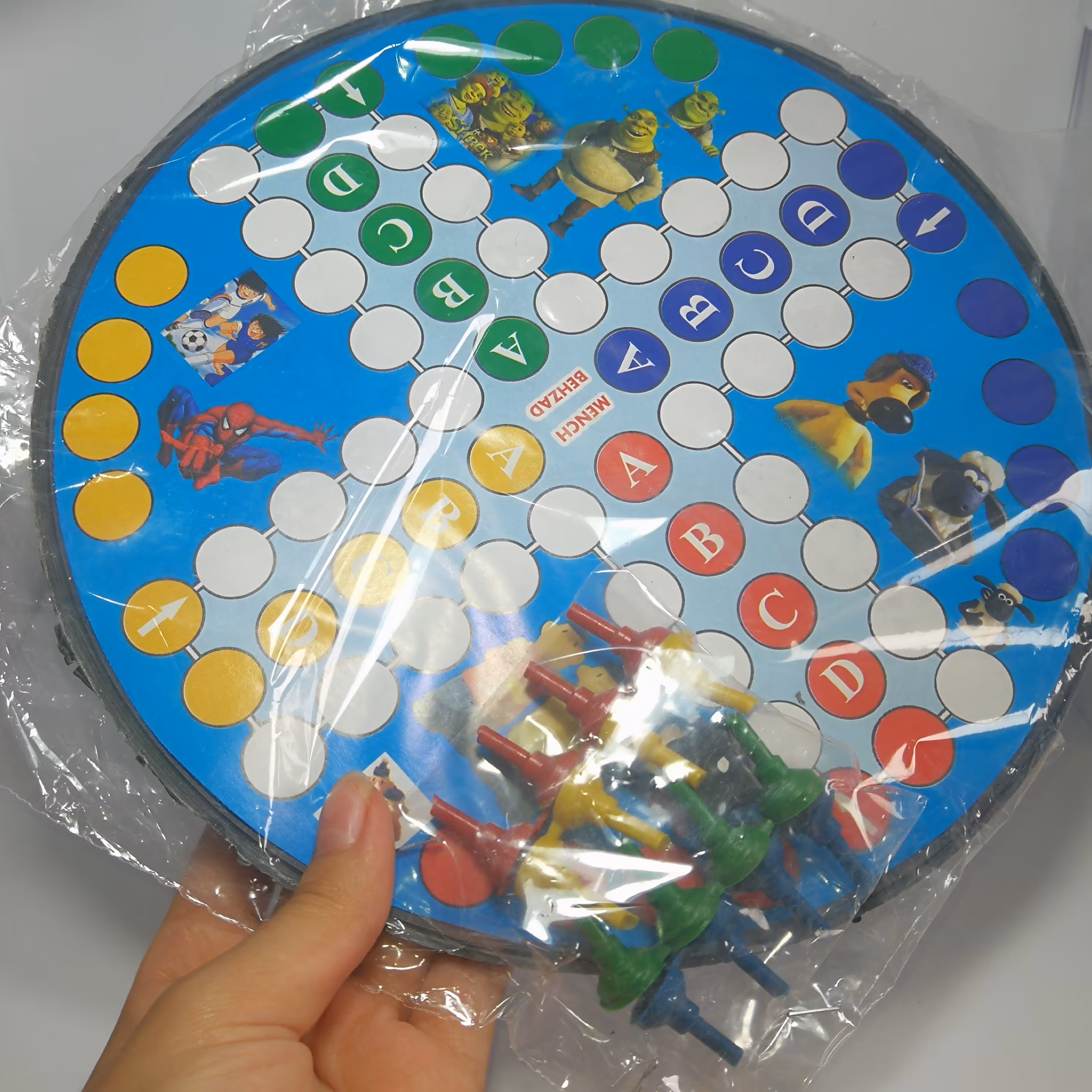 منچ و مارپله دایره 