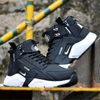 کتانی رانینگ نایک هوراچی زیپ دار مشکی سفید Nike Huarache Acronym